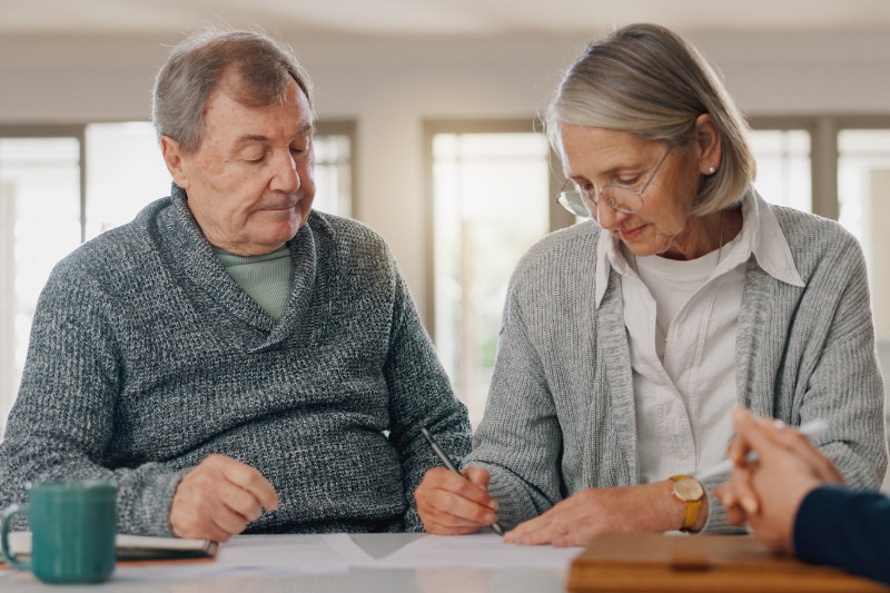 ¿Qué pasa si un heredero no quiere firmar la herencia? Soluciones legales