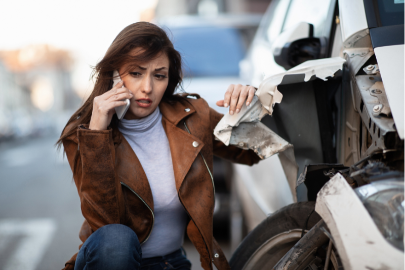 ¿Quién paga los daños en un accidente si el coche no tiene seguro?